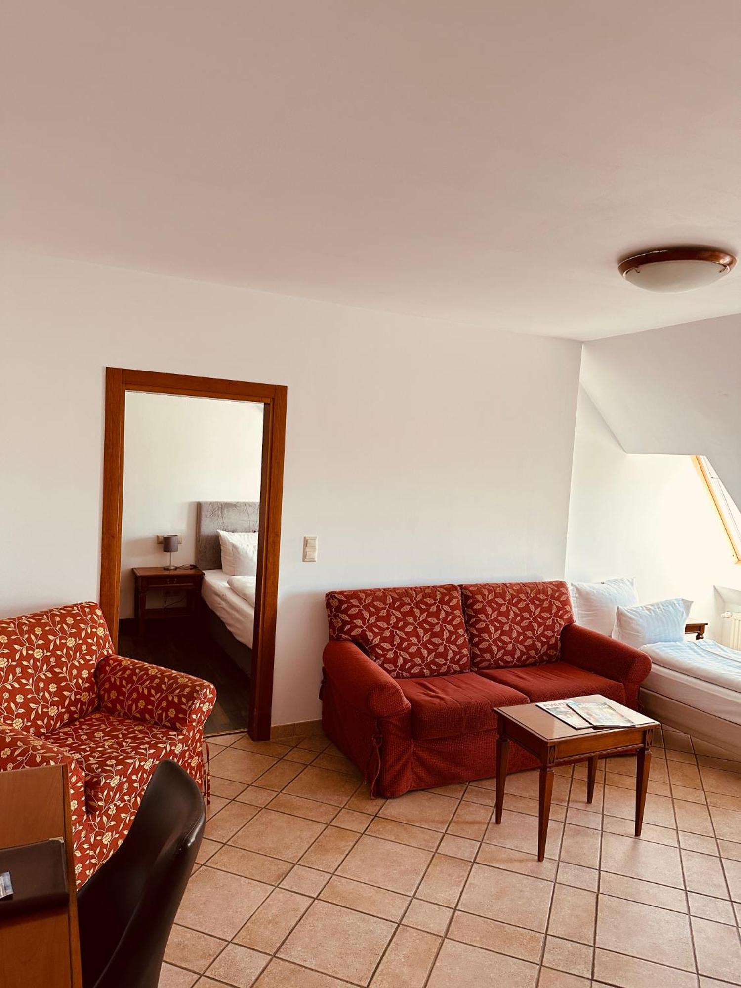 Hotel Am Luisenplatz 4*